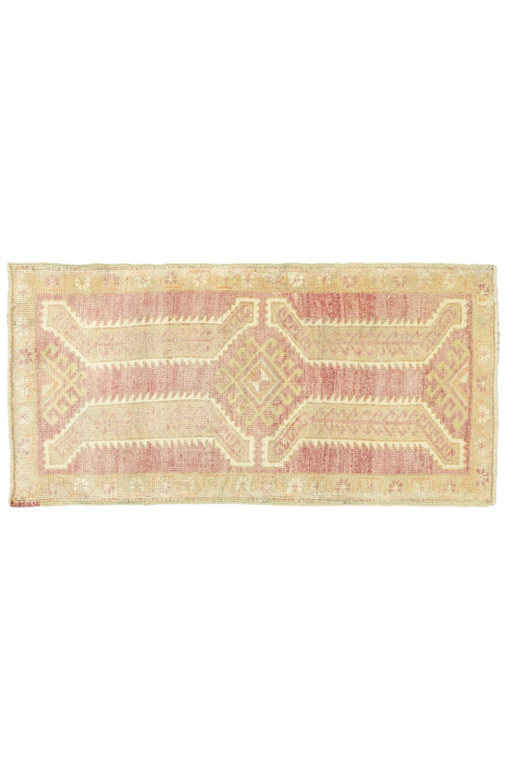 Vintage Turkish Mini Rug No. 673 | 1'10 x 3'7