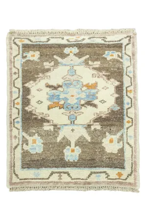 Vintage Turkish Mini Rug No. 677 | 2'2 x 2'7