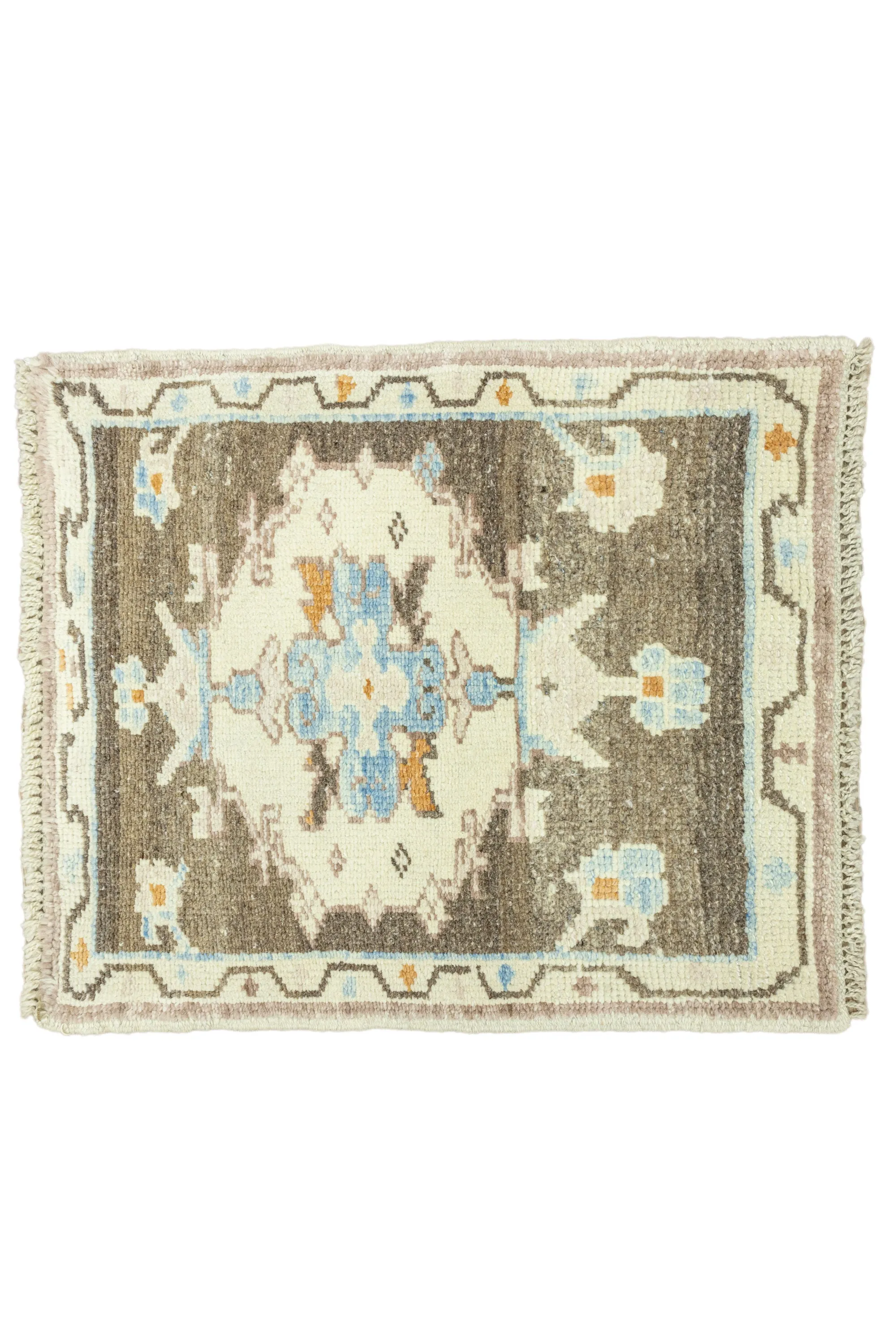 Vintage Turkish Mini Rug No. 677 | 2'2 x 2'7
