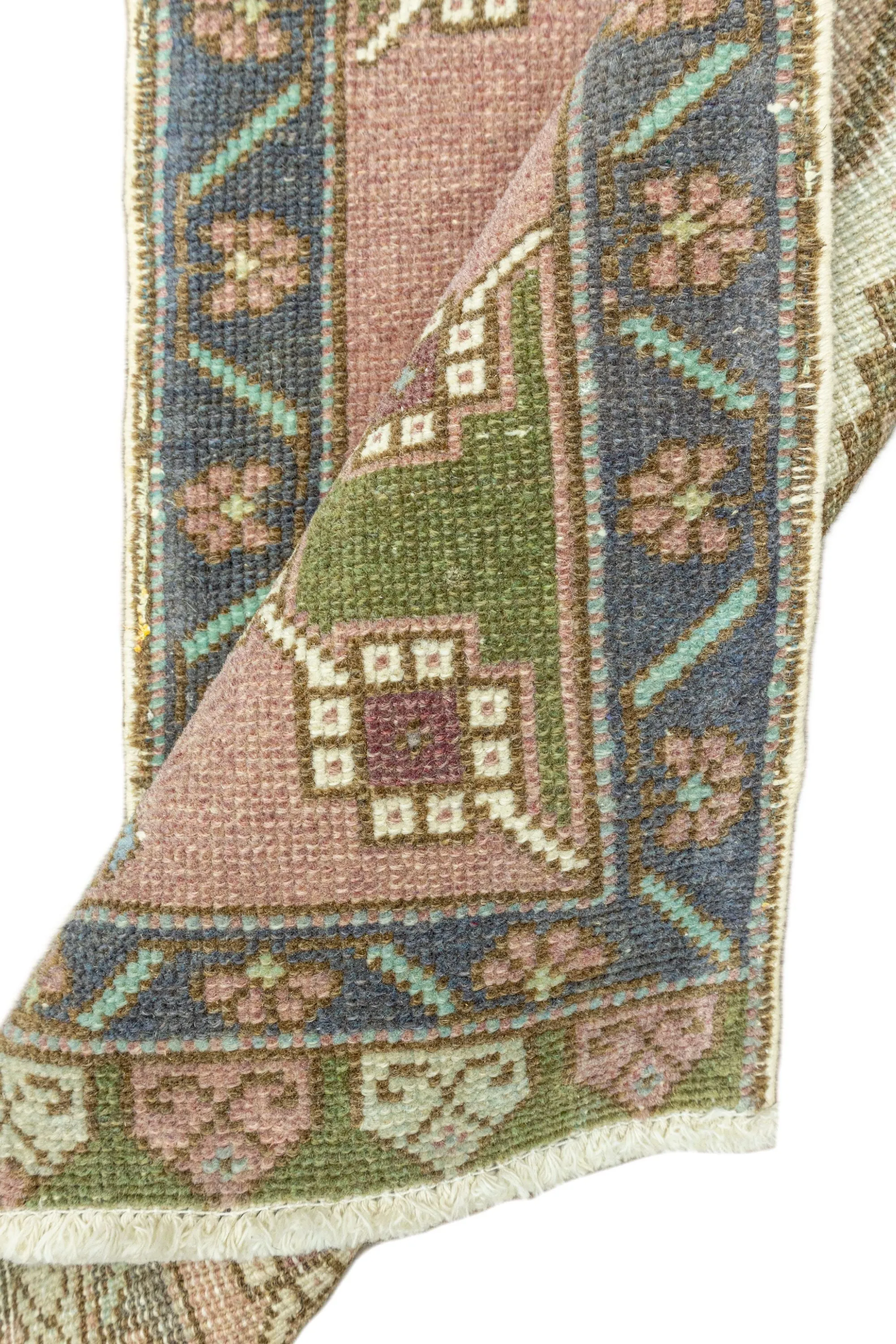 Vintage Turkish Mini Rug No. 681 | 1'8 x 2'11
