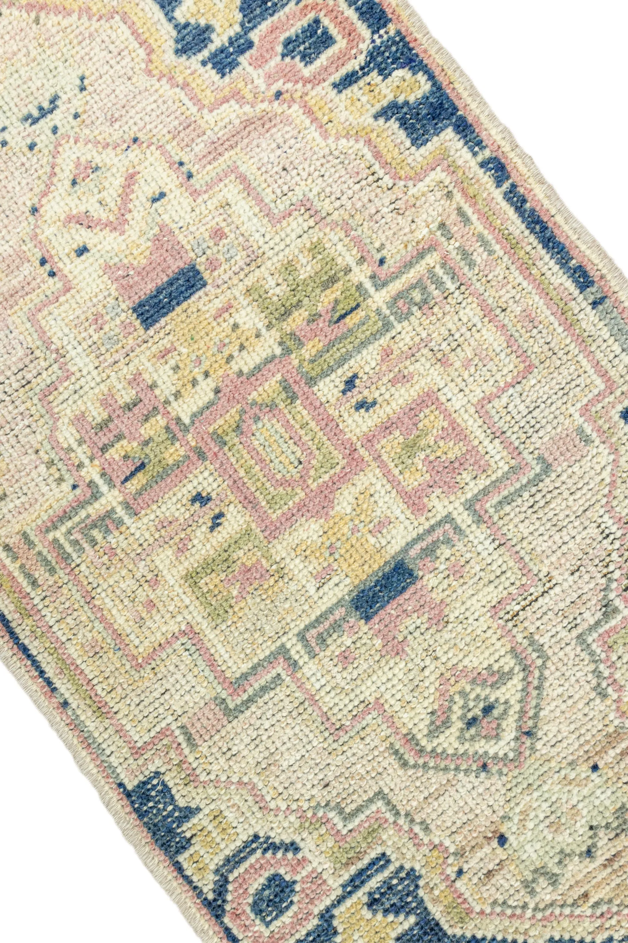 Vintage Turkish Mini Rug No. 682 | 1'5 x 3'1