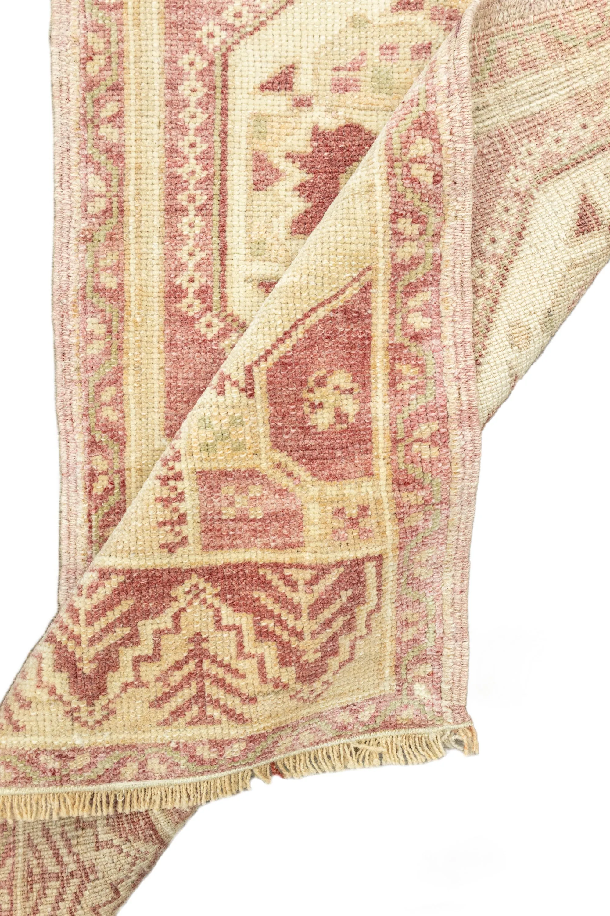 Vintage Turkish Mini Rug No. 702 | 1'7 x 3'5