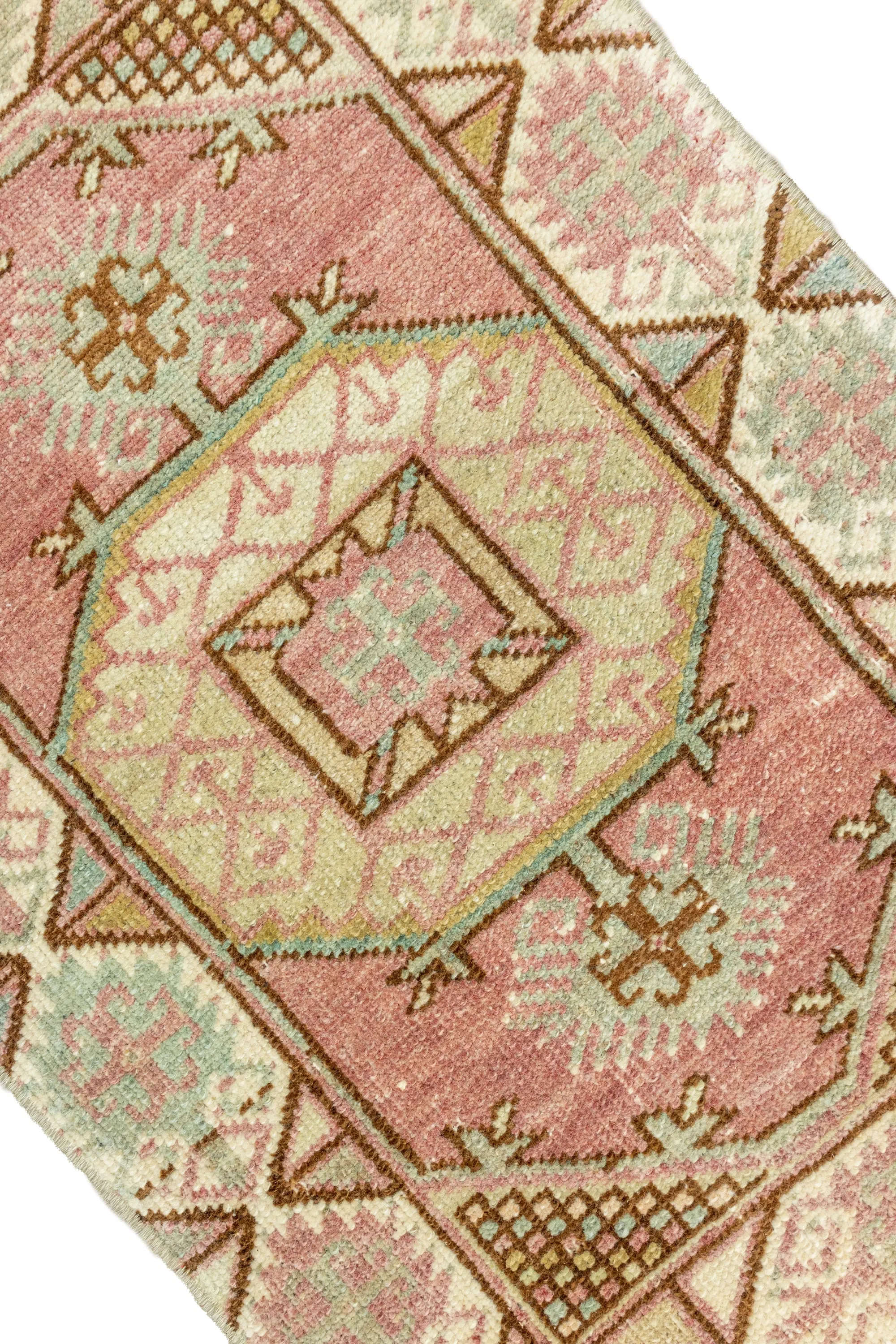 Vintage Turkish Mini Rug No. 704 | 1'9 x 2'11