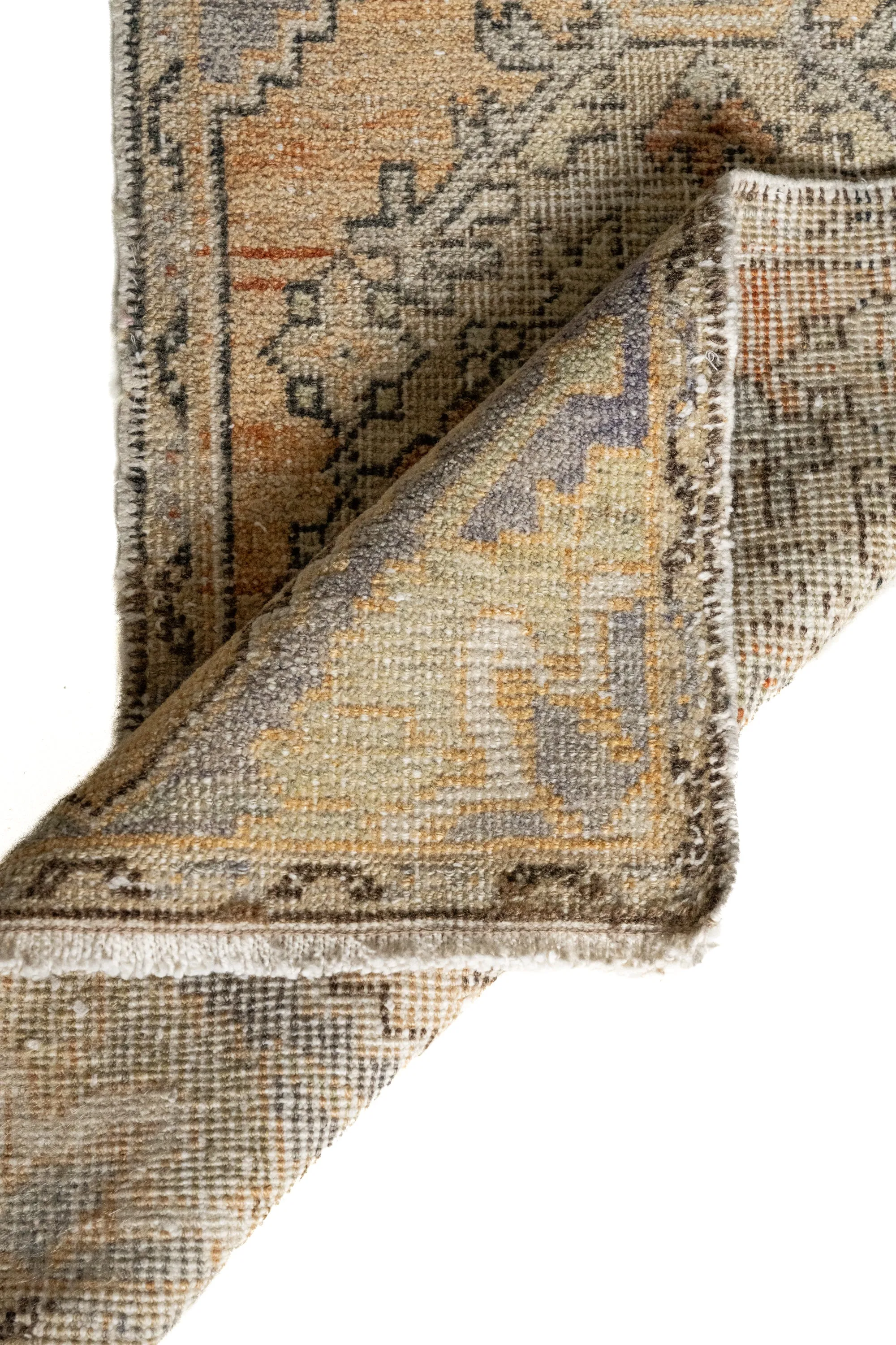 Vintage Turkish Mini Rug No. 713 | 1'7 x 3'1