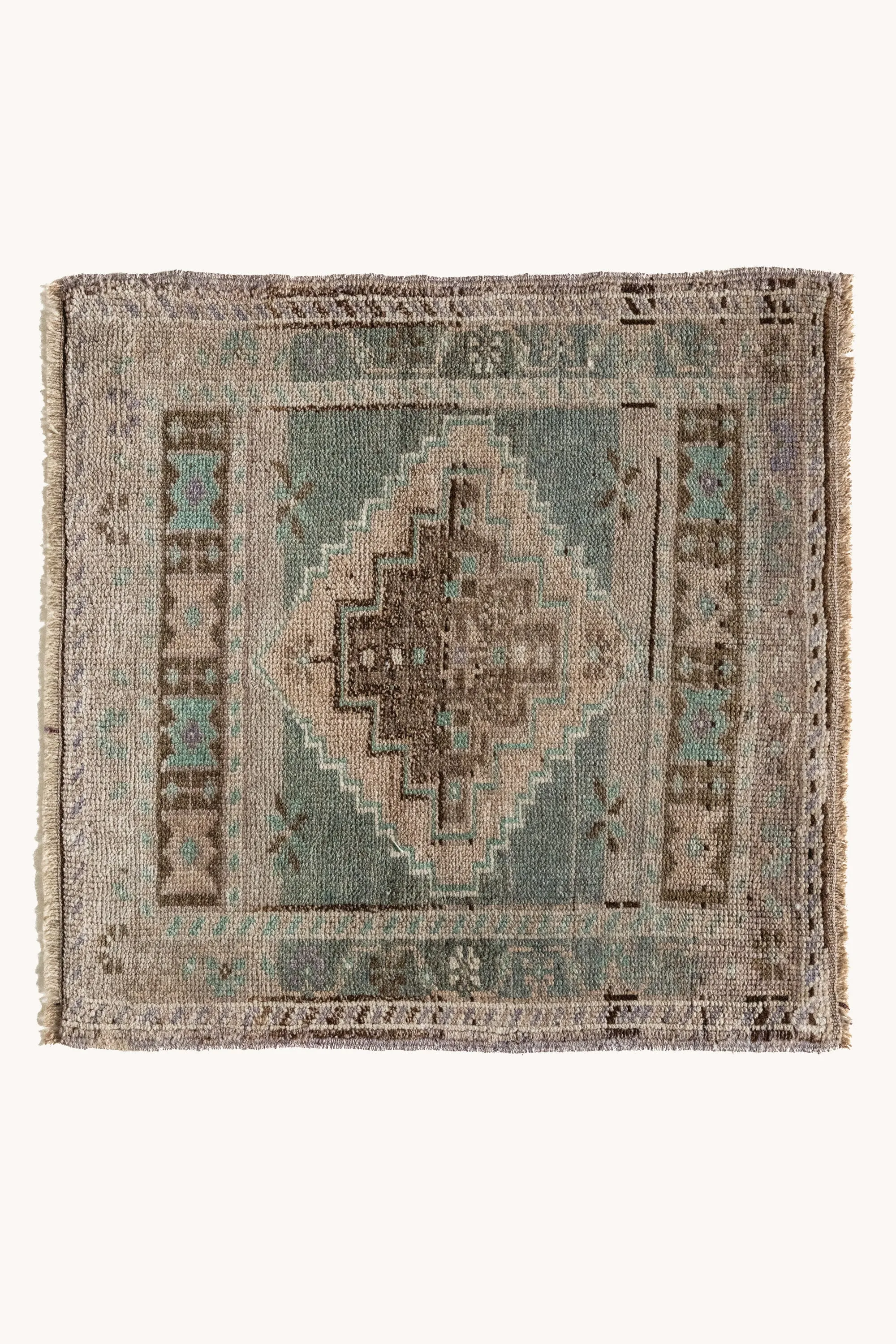 Vintage Turkish Mini Rug No. 718 | 1'9 x 1'9