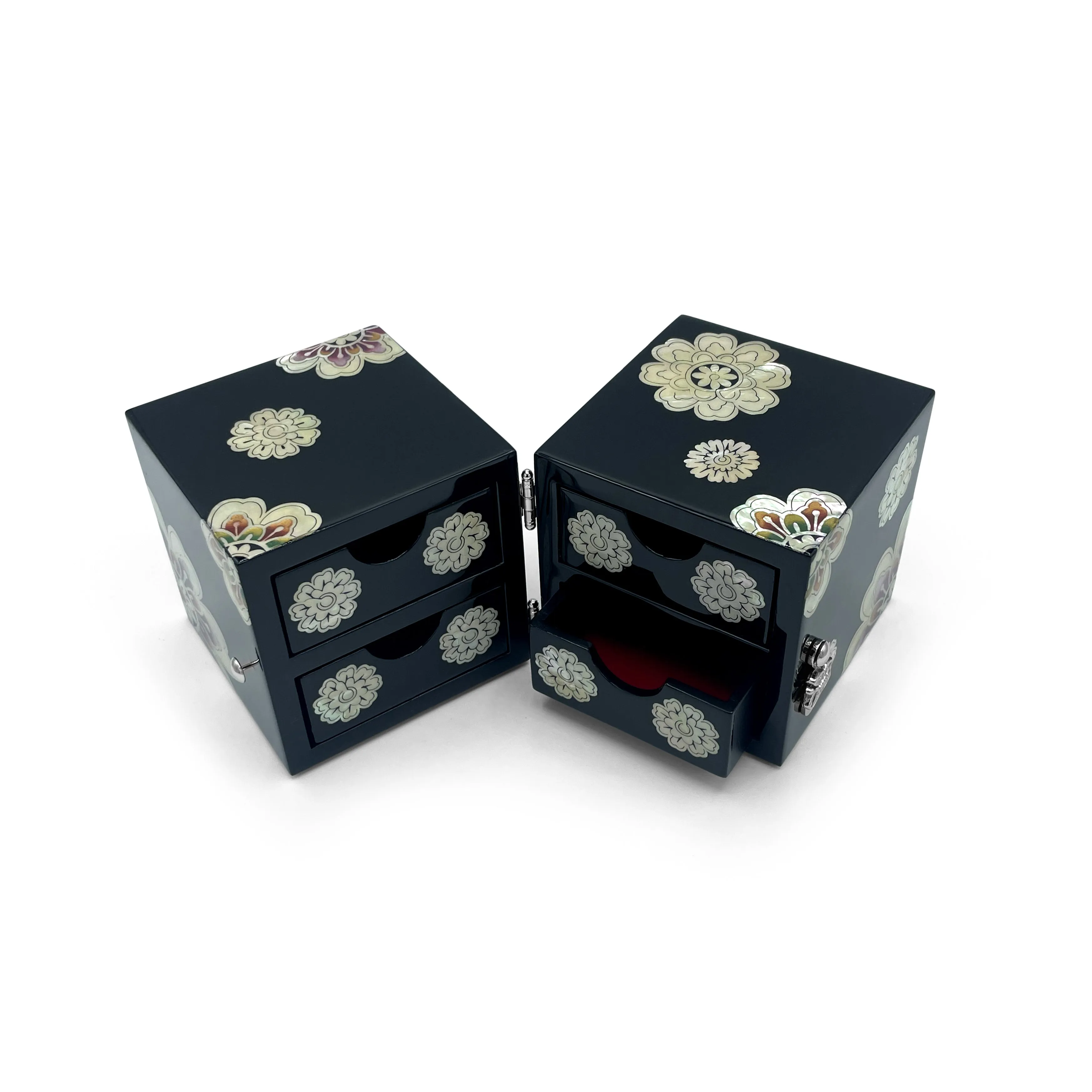 White Lotus Chest With Drawers