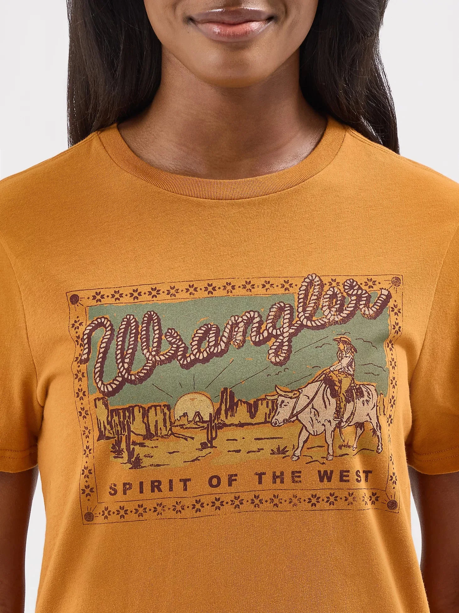 Women's Wrangler Southwestern Graphic T-shirt - Grounded Brown